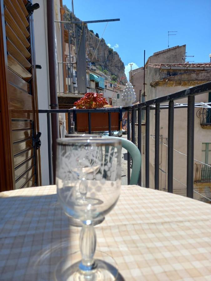 Balcone Delle Mura Cefalu Luaran gambar